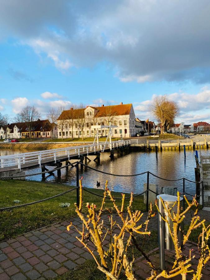 Gasthaus Hafenblick Tönning Kültér fotó